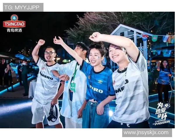 足球明星邂逅韩国美女瞬间引发热议引领时尚潮流与魅力碰撞