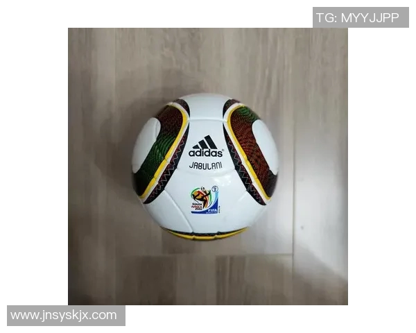 足球明星的荣耀称号背后有哪些传奇故事与成就值得我们铭记与探讨